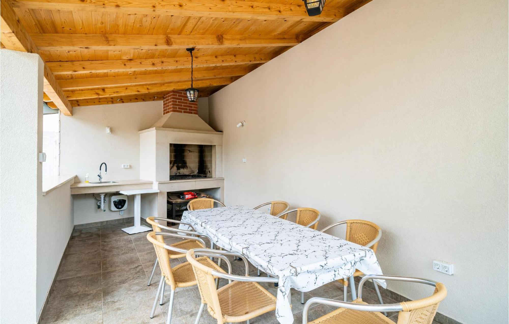 Nice Apartment In Dubrovnik With Kitchen Esterno foto