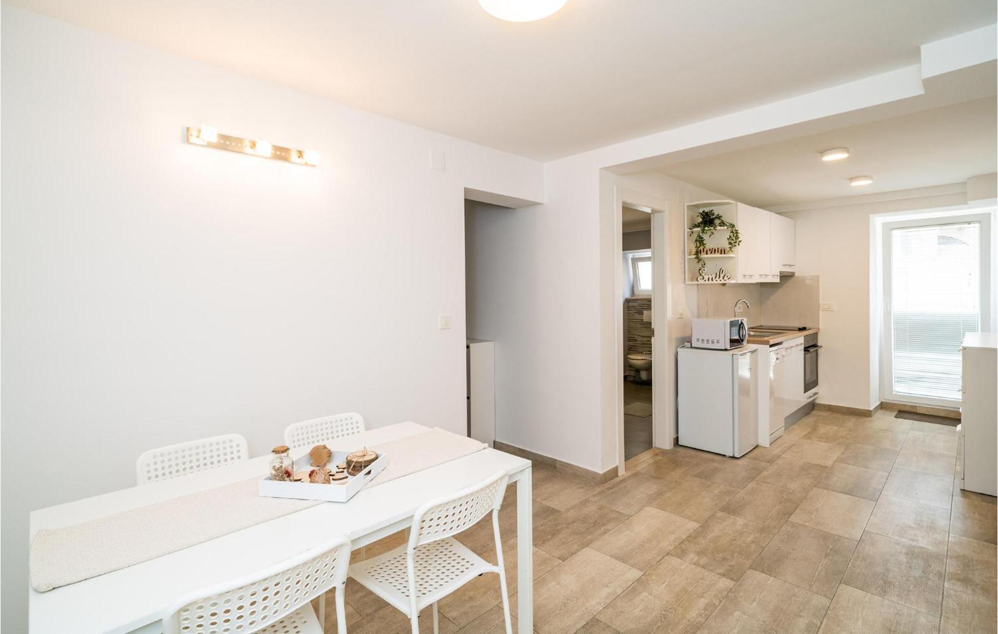 Nice Apartment In Dubrovnik With Kitchen Esterno foto